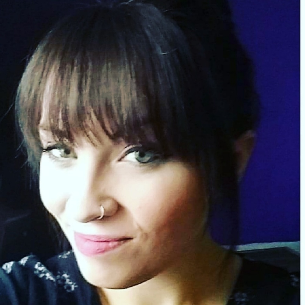 Meet your Posher, Alexandra